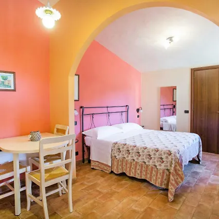 Locazione Turistica Il Poderino Della Nonna-1 Daire *